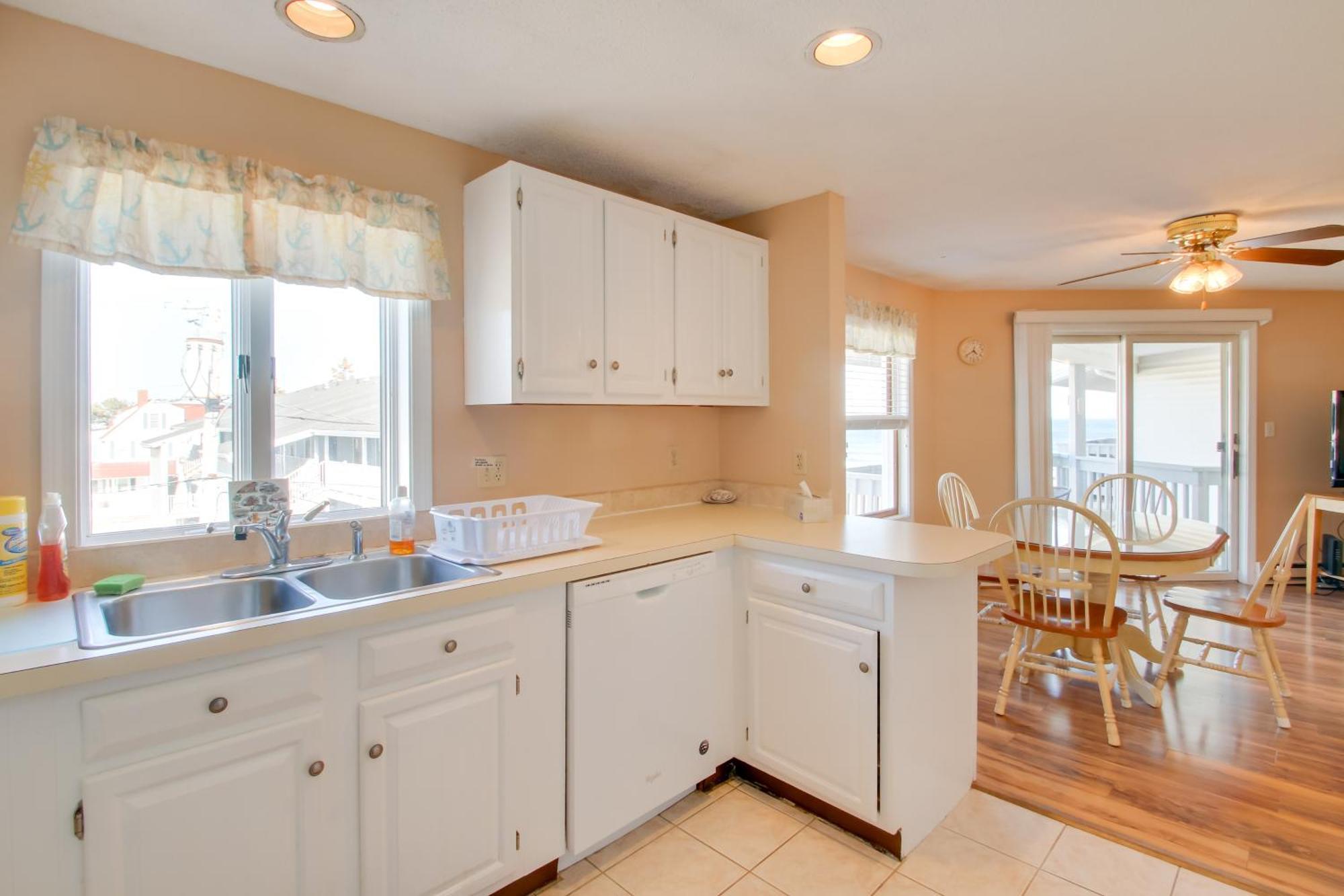 Beachfront Old Orchard Beach Condo With Balcony Extérieur photo